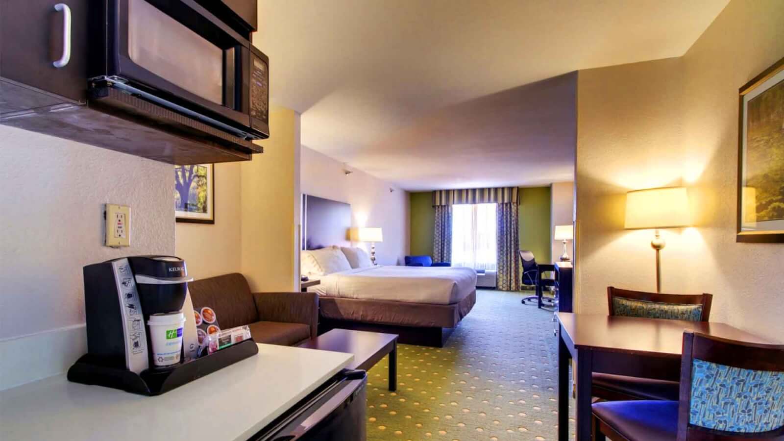 Holiday Inn Express