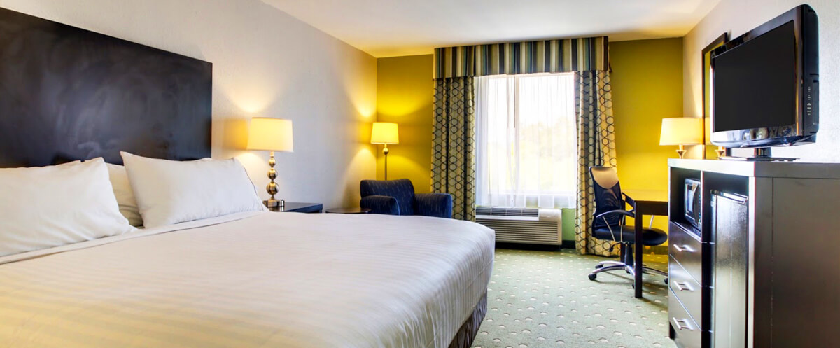 room interior at holiday inn express live oak florida