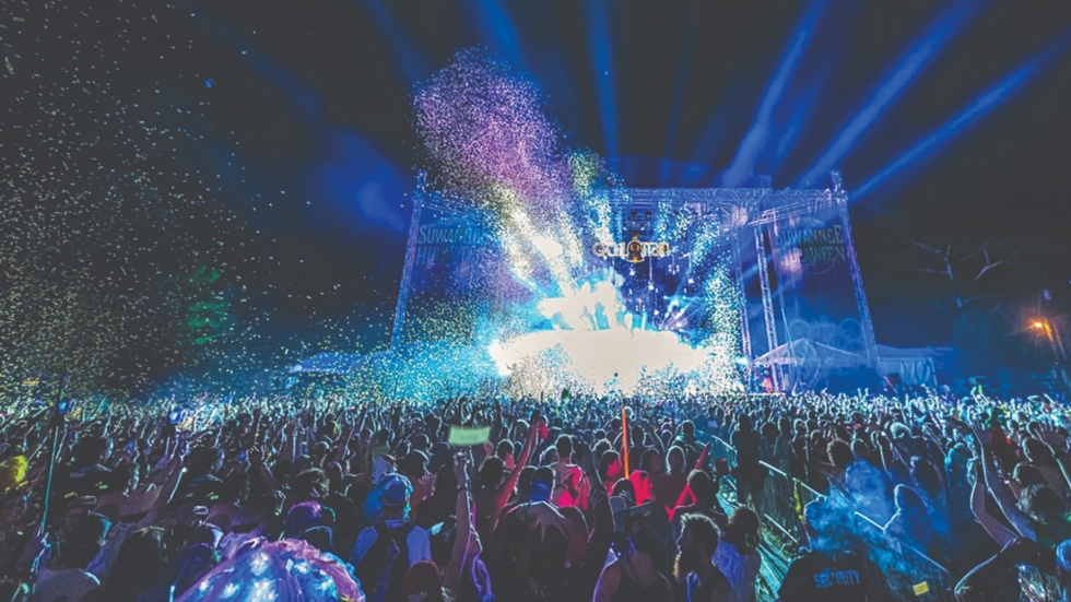 Crowd in front of concert stage at Suwannee Hulaween