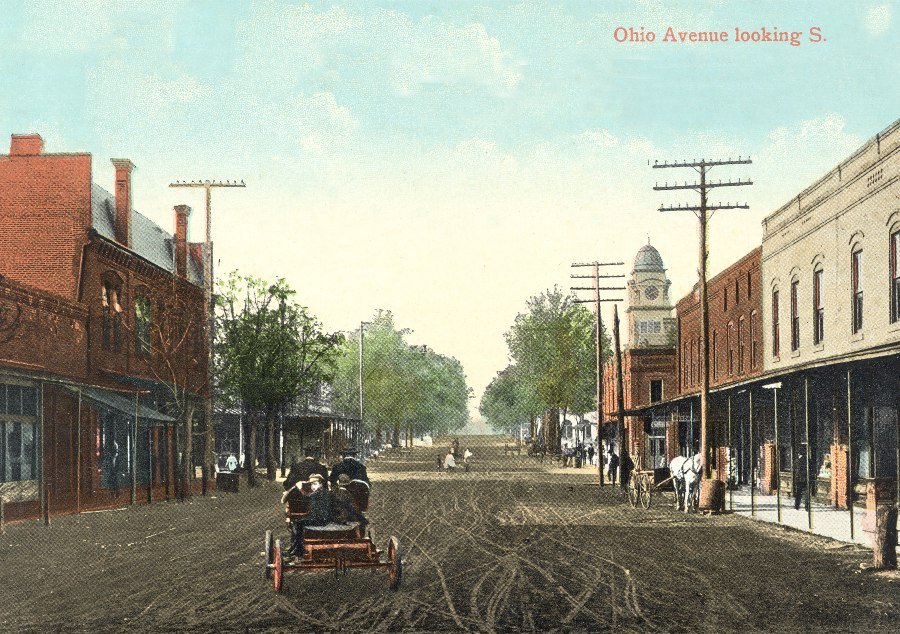 An old postcard of downtown Live Oak, FL in its heydey.